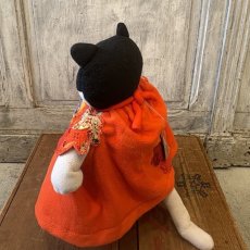 画像3: 白黒ねこ　紅葉と焼き芋ワンピース　バス停三兄弟前掛け (3)